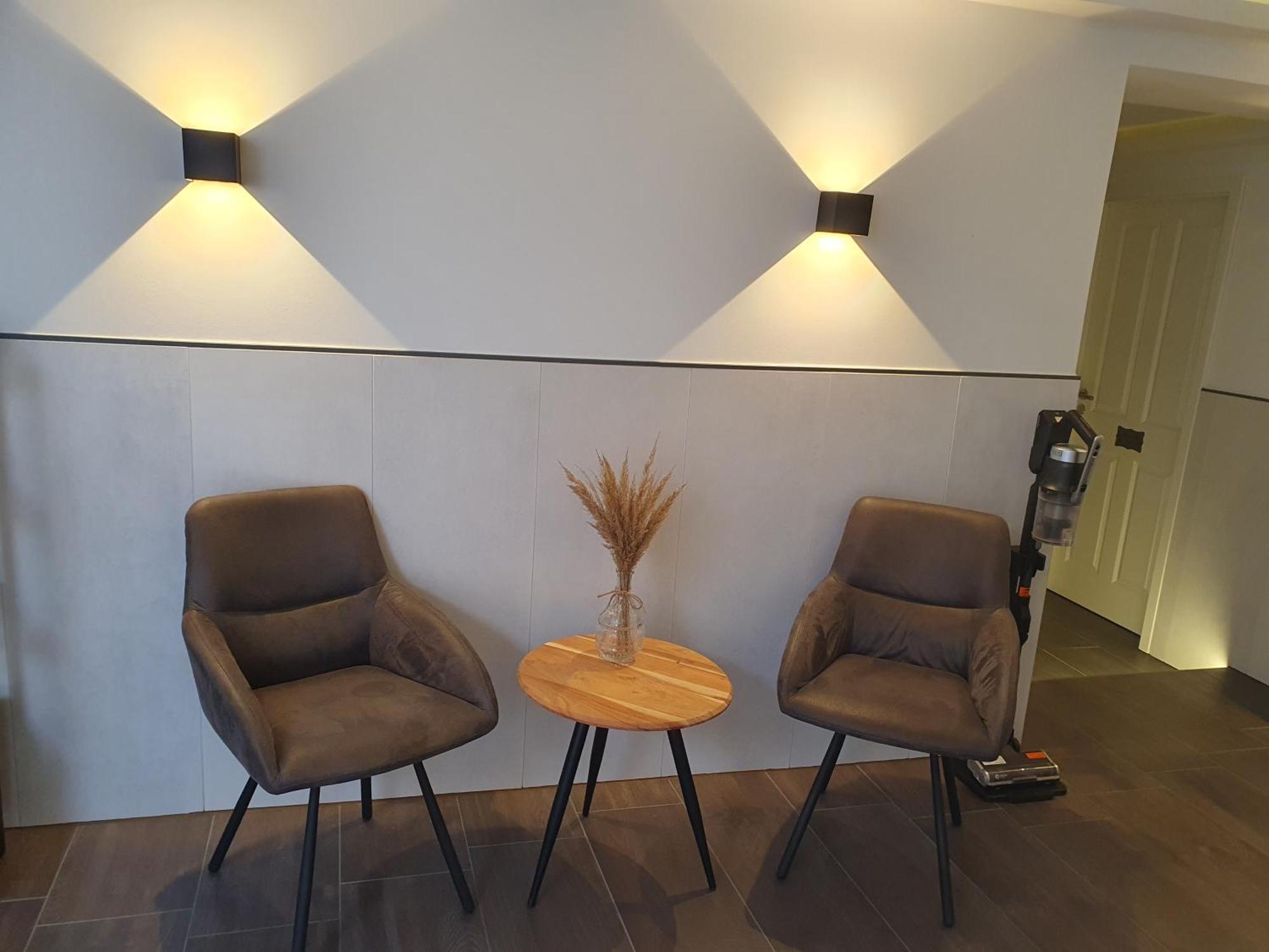 Neumuehler Hof- Ferienwohnung "Benjamin" Mit Grosser Privater Dachterasse Und Guter Anbindung In Die City Schwerin  Dış mekan fotoğraf